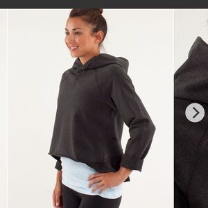 Lululemon pull me over charcoal gray hoodie 10